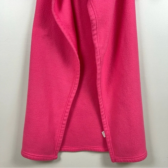Super Soft & Warm Pink Snuggie for kids, 54” x 42” - Picture 2 of 10
